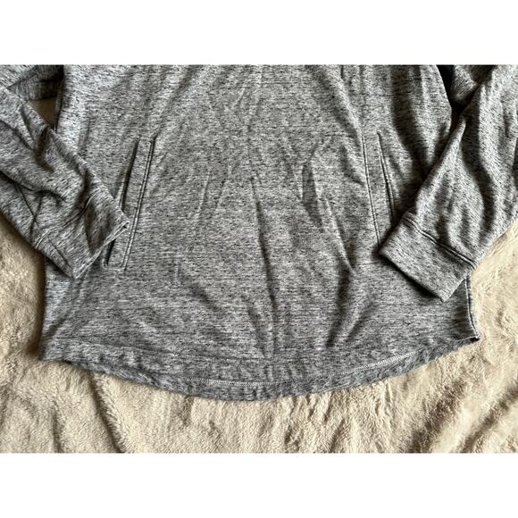 Under Armour Sweatshirt Size Medium Loose - Picture 3 of 5